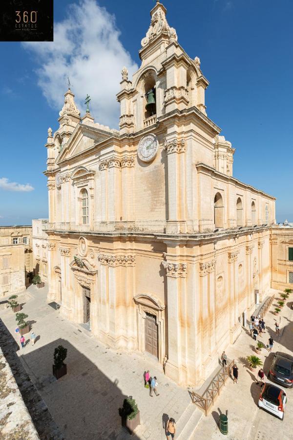 Palazzo 16Th Century Mdina, Opposite St Paul'S Cathedral By 360 Estates Lejlighed Eksteriør billede