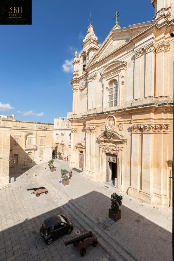 Palazzo 16Th Century Mdina, Opposite St Paul'S Cathedral By 360 Estates Lejlighed Eksteriør billede