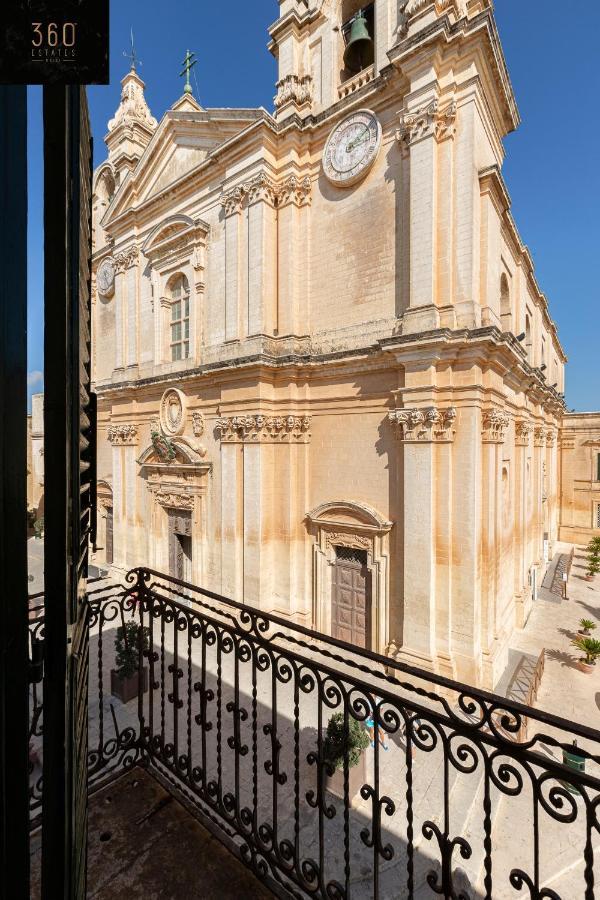 Palazzo 16Th Century Mdina, Opposite St Paul'S Cathedral By 360 Estates Lejlighed Eksteriør billede