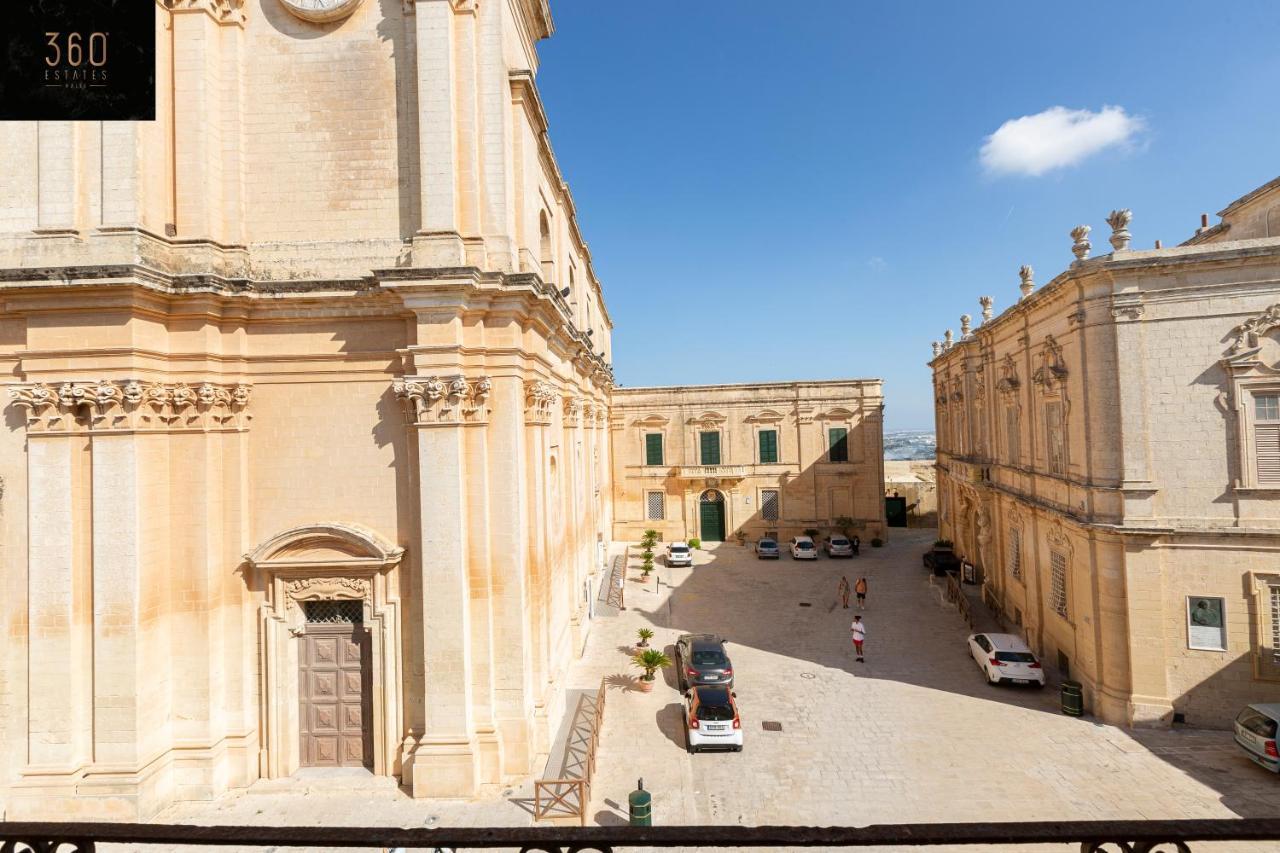 Palazzo 16Th Century Mdina, Opposite St Paul'S Cathedral By 360 Estates Lejlighed Eksteriør billede