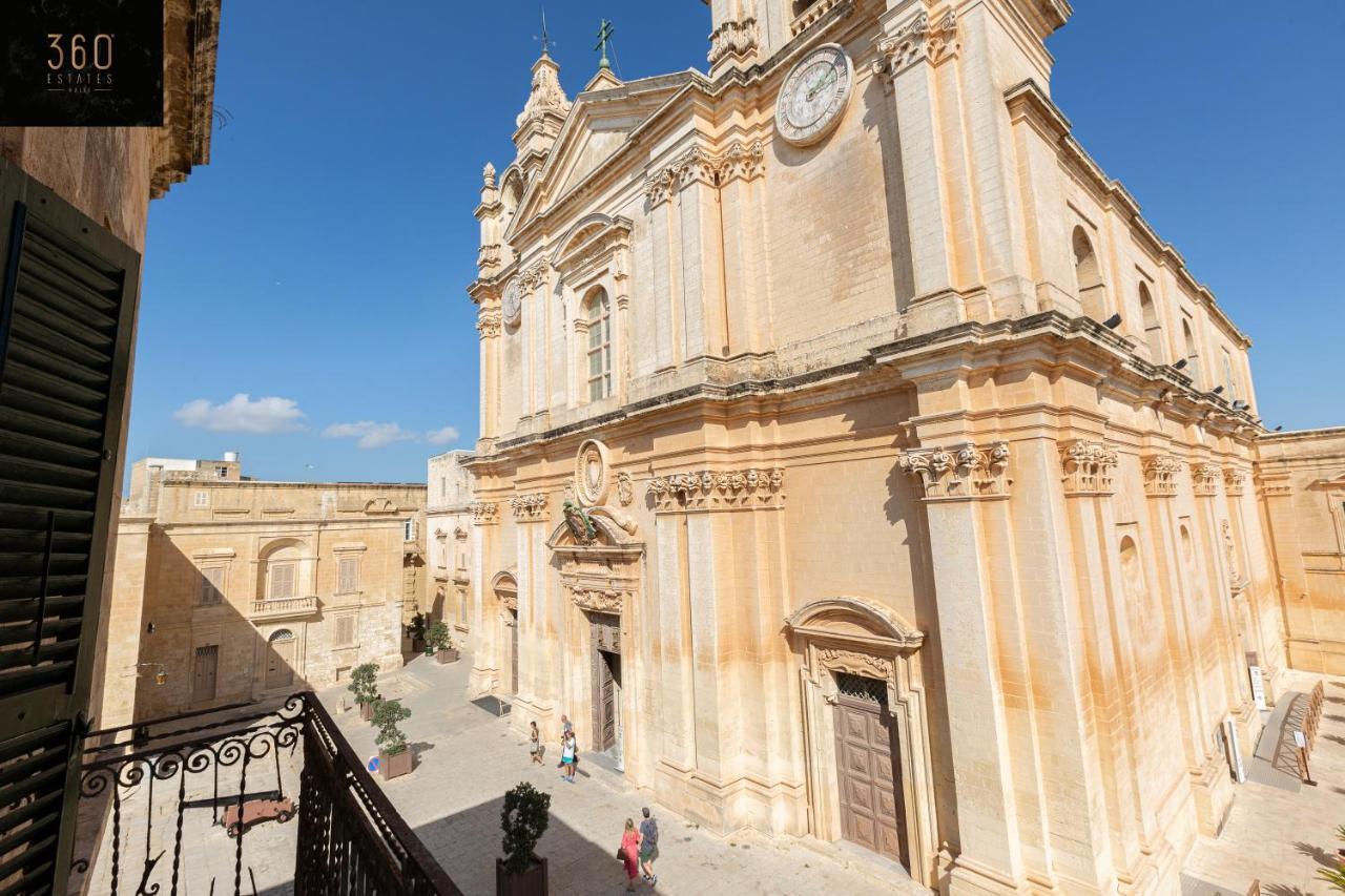 Palazzo 16Th Century Mdina, Opposite St Paul'S Cathedral By 360 Estates Lejlighed Eksteriør billede